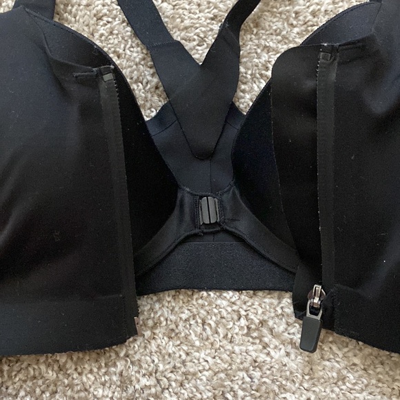 Victoria Secret Black Sports Bra | Size 34C - Picture 2 of 5